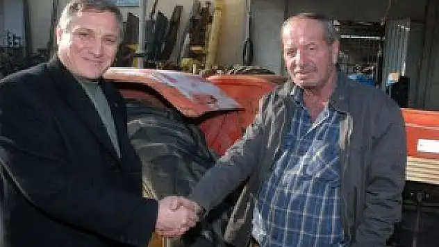 MHP Karatay Belediye Başkan adayı Açıl'dan esnaf ziyareti