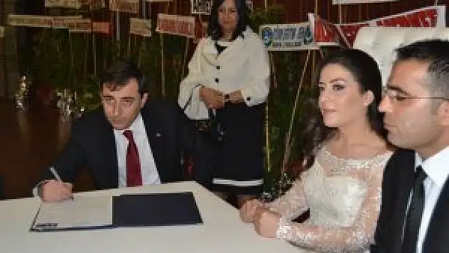 MHP Konya İl Başkanı Taşcı, nikah şahitliği yaptı