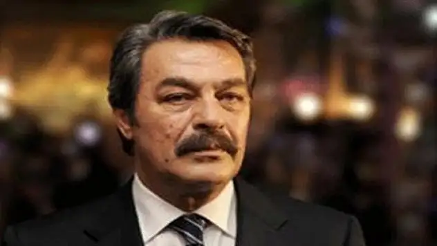 Kadir İnanır yoğun bakımda!