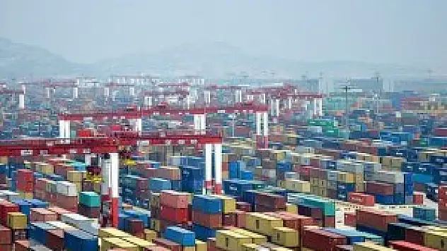 Çin ekonomisi 2013'te yüzde 7,7 büyüdü