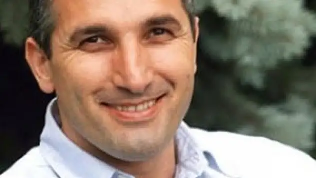 Şener: Başbakan'ı hedef aldıkları çok açık