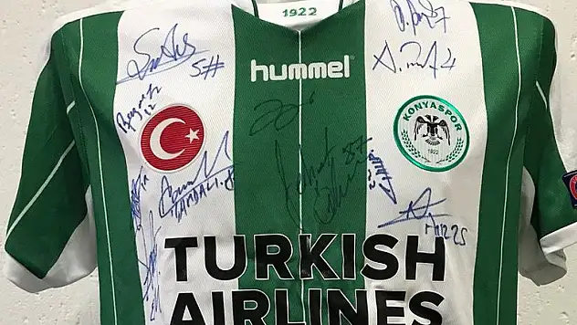 Konyaspor taraftarından Mehmetçik'e destek