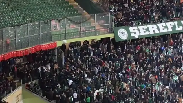 Konyaspor - Beşiktaş maçında gerginlik! VİDEO