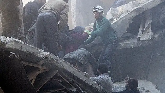 Cenevre-2 öncesinde yine 'varil bombası'