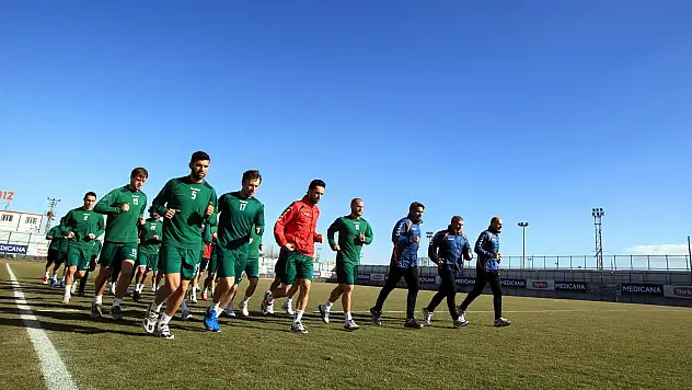 Torku Konyaspor'da Fenerbahçe mesaisi - Hakemler belli oldu