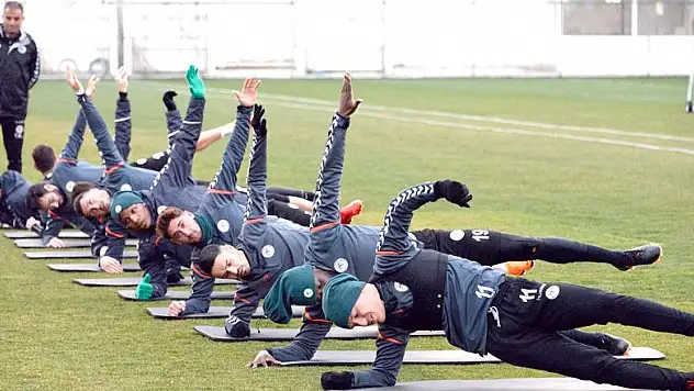 Konyaspor'a komando eğitimi!