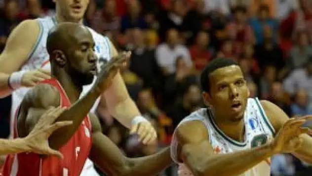 Banvit sonunu getiremedi