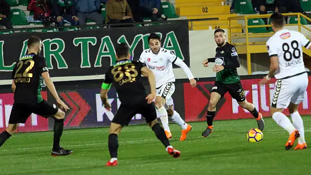 Akhisarspor, Konyaspor karşısında kapandı