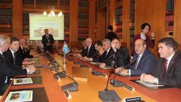 İsveç Parlamentosunda ilginç 'Kulu' tartışması