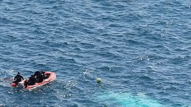 Aydın'da kaçakları taşıyan bot battı