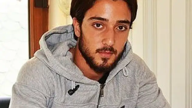 Tarık Çamdal 4 yıllık imzayı attı!