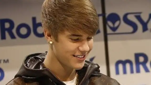 Justin Bieber serbest