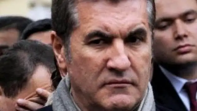 Sarıgül tedirginliğini sosyal medyaya yansıttı