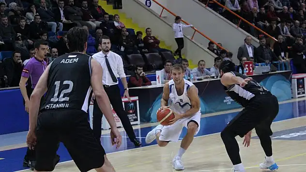Selçuklu Basket deplasmanda güldü! 63-69