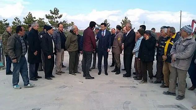 Tuzlukçu'da bağcılar için ekipman dağıtıldı
