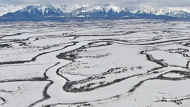 'Kuzey Kutbu'nun karbon salınımı yakıtları geçebilir'