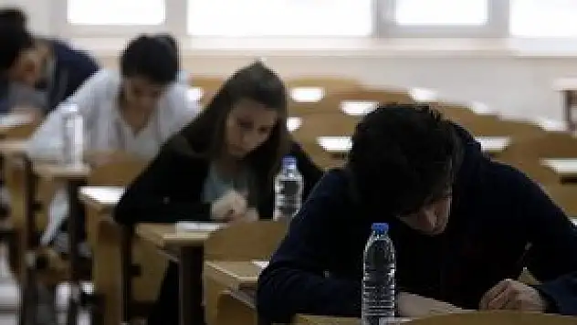 ÖSYS'ye başvuran adaylar bilgilerini güncelleyebilecek