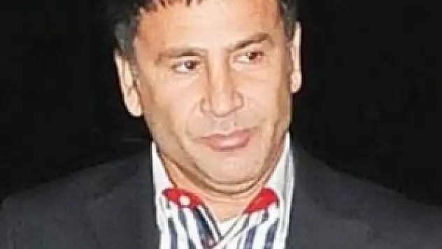 Ünlü türkücü İzzet Yıldızhan'dan kadına şiddet itirafı...