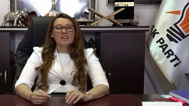AK Parti il başkanı istifa etti!