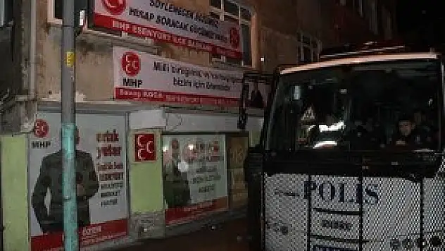 MHP Esenyurt seçim bürosuna silahlı saldırıda 1 kişi hayatını kaybetti