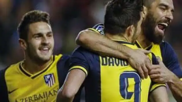 Arda Turan şov yaptı! Atletico Madrid kazandı...