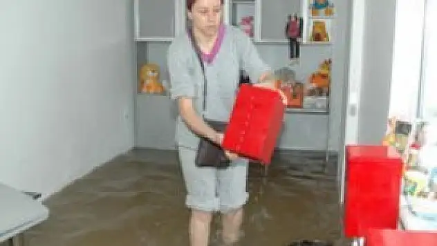 Ankara'da su baskını