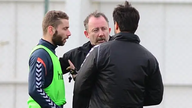 Sergen Yalçın, Skubic'in üzerine titriyor!