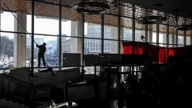 Adalet Bakanlığı binası işgal edildi