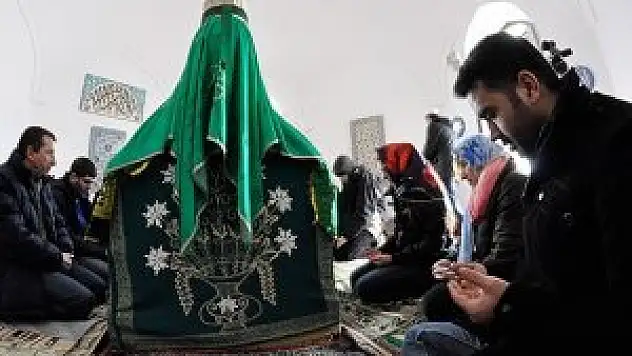 Müslüman Macarlar'dan Başbakan Erdoğan'a dua