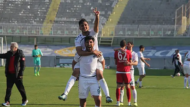 Anadolu Selçukspor'dan müthiş dönüş!