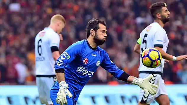 Konyaspor'da Serkan, penaltı kurtardı