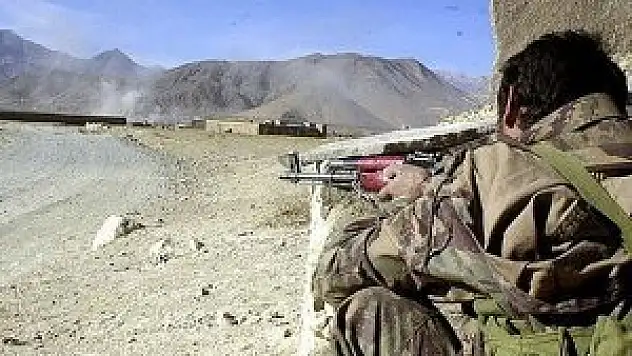 Afganistan'da Taliban'a operasyon: 17 ölü