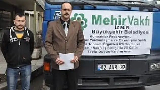Mehir Vakfı, İzmir'de evlendireceği 20 çiftin, düğün eşyalarını gönderdi