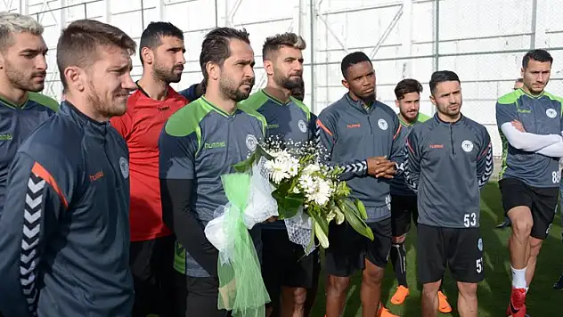 Konyaspor taraftarından, takıma tam destek