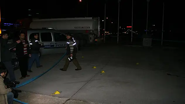 Silahlı kavga, güvenlik kamerasında