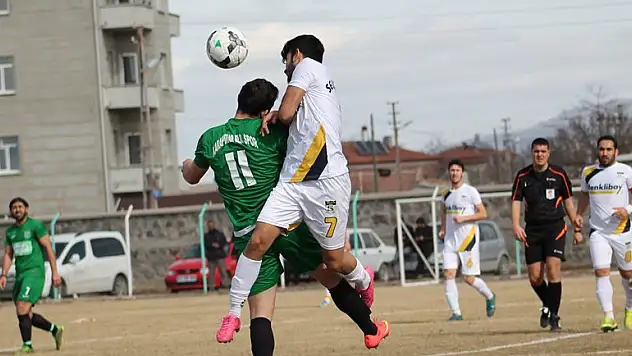 Karapınar'dan ertelenen galibiyet!