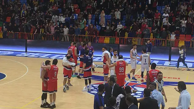 Selçuklu Basket'ten muhteşem zafer! 87-85