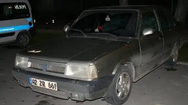 Otomobil farından esrar çıktı