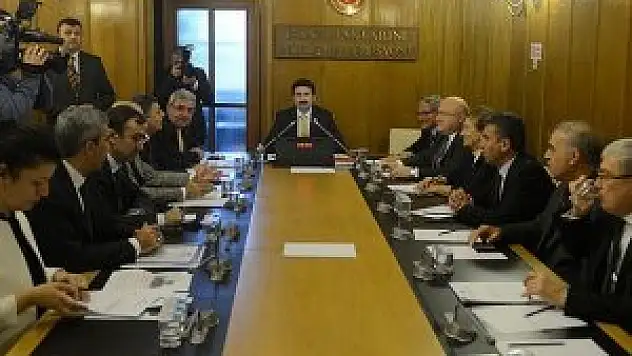 TBMM İnsan Hakları Komisyonu'nda kavga