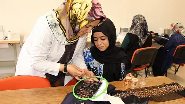 ''Karatay Belediyesi'nden  Hanımlara Armağan''