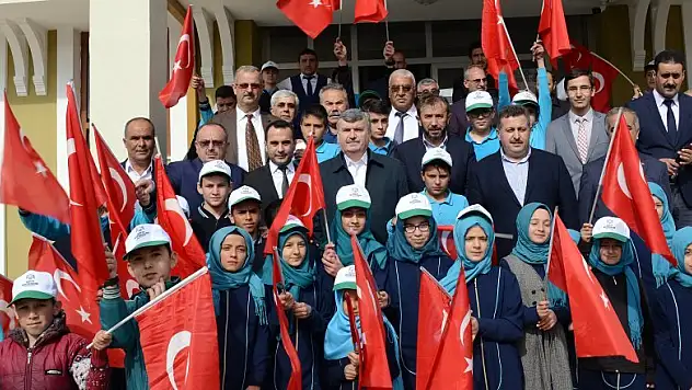Başkan Akyürek Hadim'de yatırımları inceledi, halkla buluştu