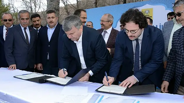 Hadimi Külliyatı Türkçe'ye kazandırılıyor