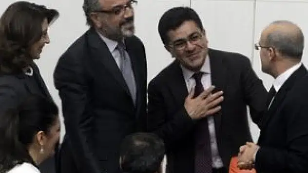 BDP o milletvekilini defterden sildi!