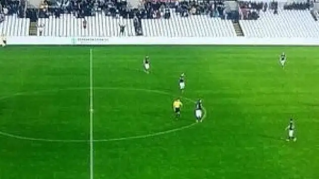 Racing Santanderli oyunculardan tarihi protesto