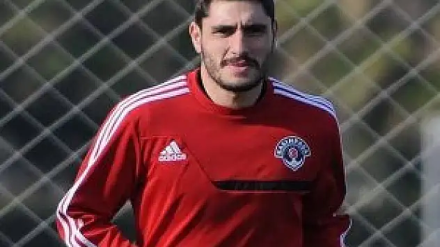 Trabzonspor'dan Özer Hurmacı ile sözleşme