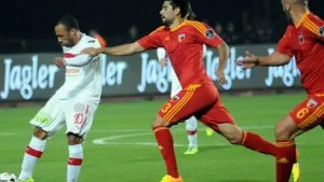 Kayserispor fırsat tepti