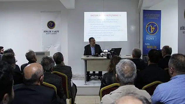 Rektör Şahin'den, Bilginin Kaynağı ve Yüksek Öğrenim Konferansı
