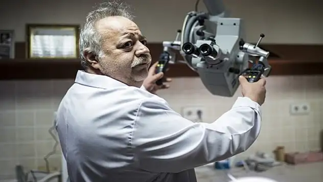 Dünyanın ilk robotik ameliyatı Türkiye'de yapıldı