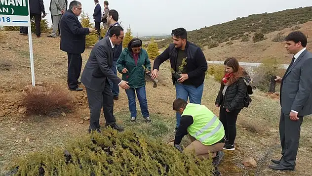 Beyşehir'de fidan dikme etkinliği