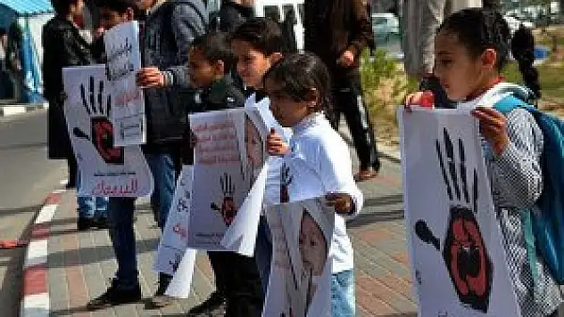 Gazze'de Yermuk'taki büyük dram protesto edildi